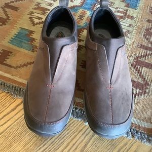 MERRELL WOMENS SHOES